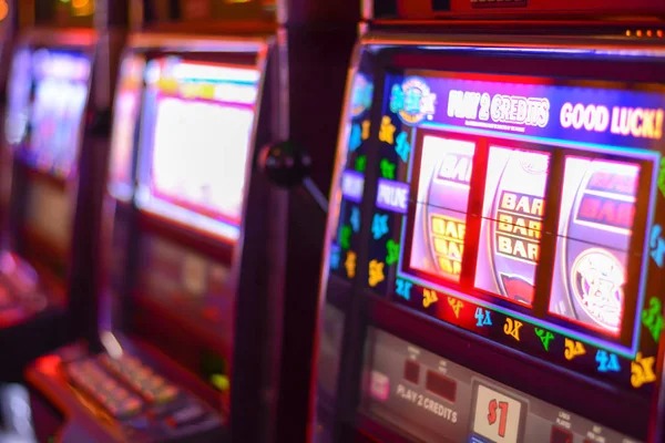 qq333bet Slots